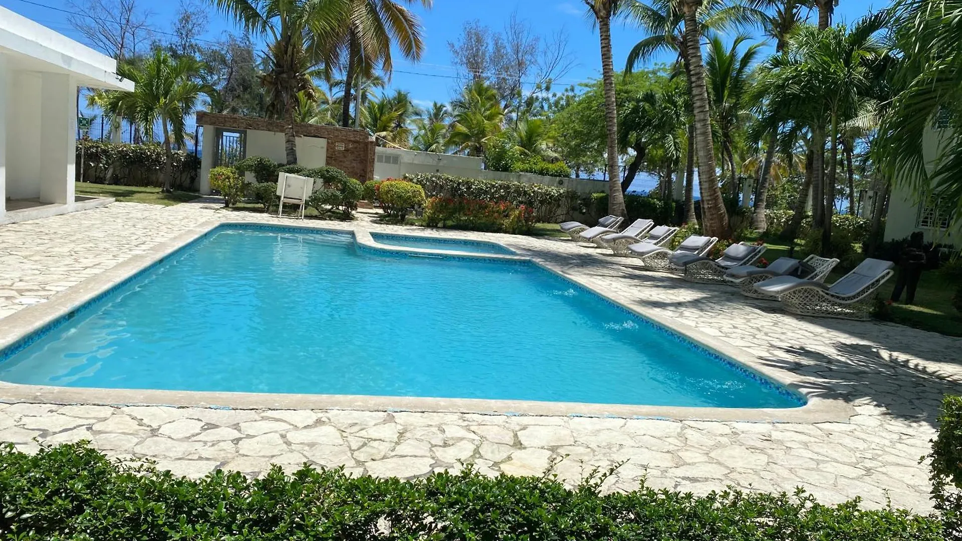Apartamento Con Piscina Con Vista Al Mar La Francia Apartmán